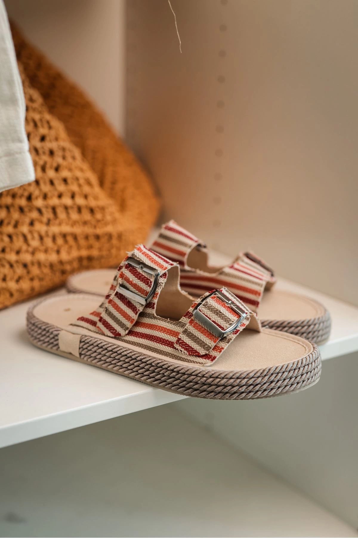 LUKKA SHOES Francesco Çok Renkli Çift Tokalı El Yapımı Natural Hasır Erkek Terlik