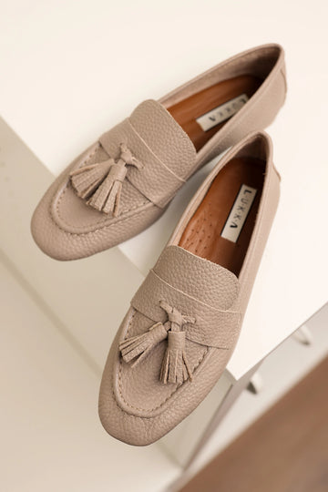 LUKKA SHOES Hakiki Deri Kadın Adeen Vizyon Ponponlu El yapımı Babet