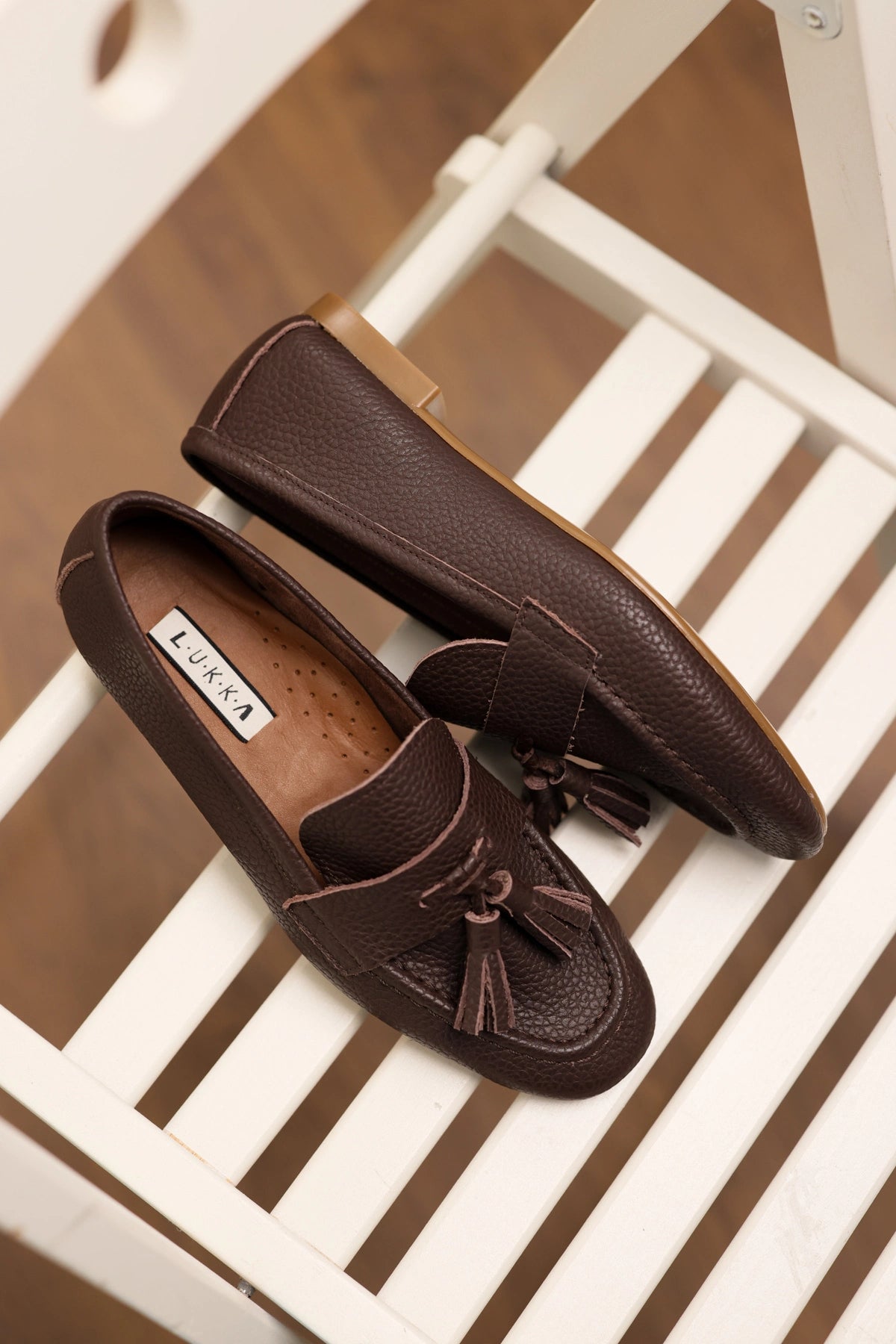 LUKKA SHOES Hakiki Deri Kadın Adeen Acı Kahve Ponponlu El yapımı Babet