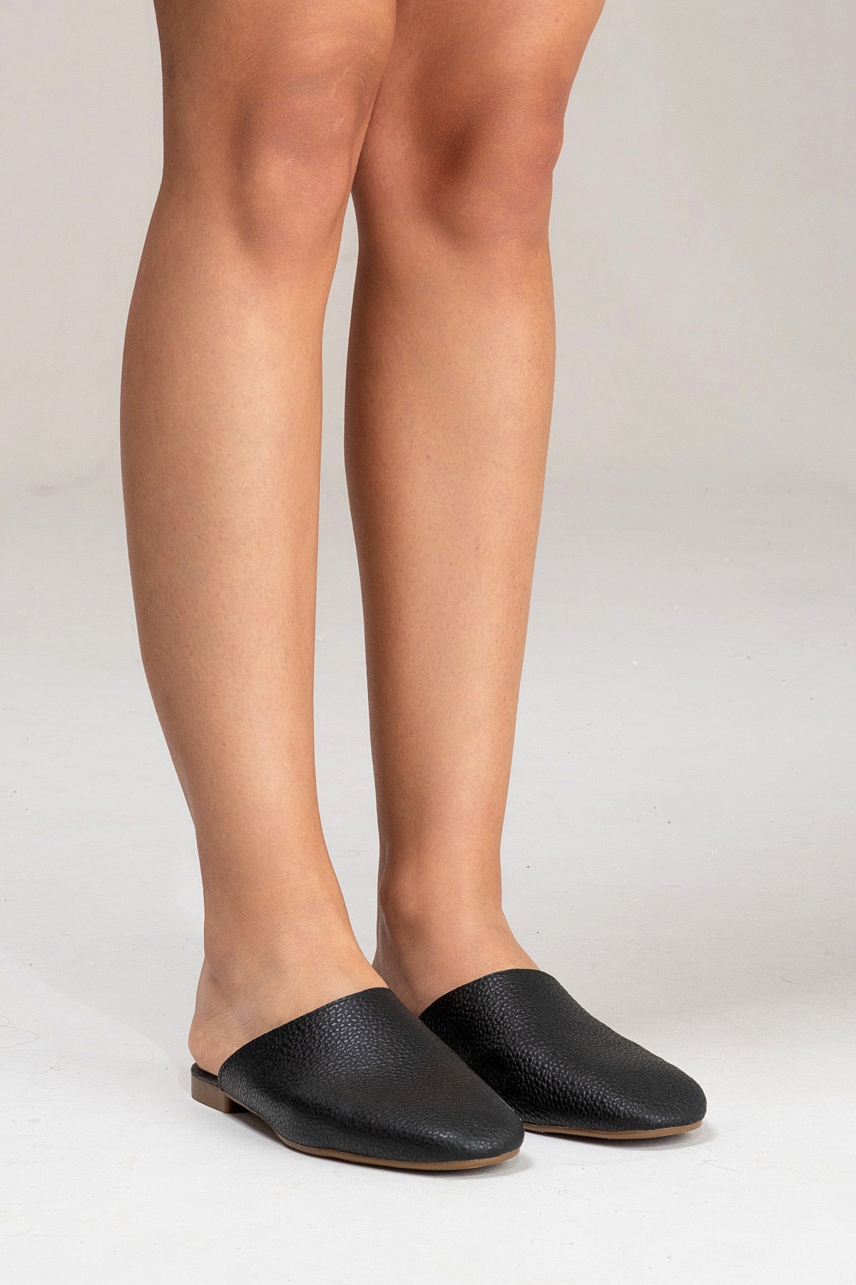 LUKKA SHOES Hakiki Deri Joyce Kadın Siyah Sabo Terlik