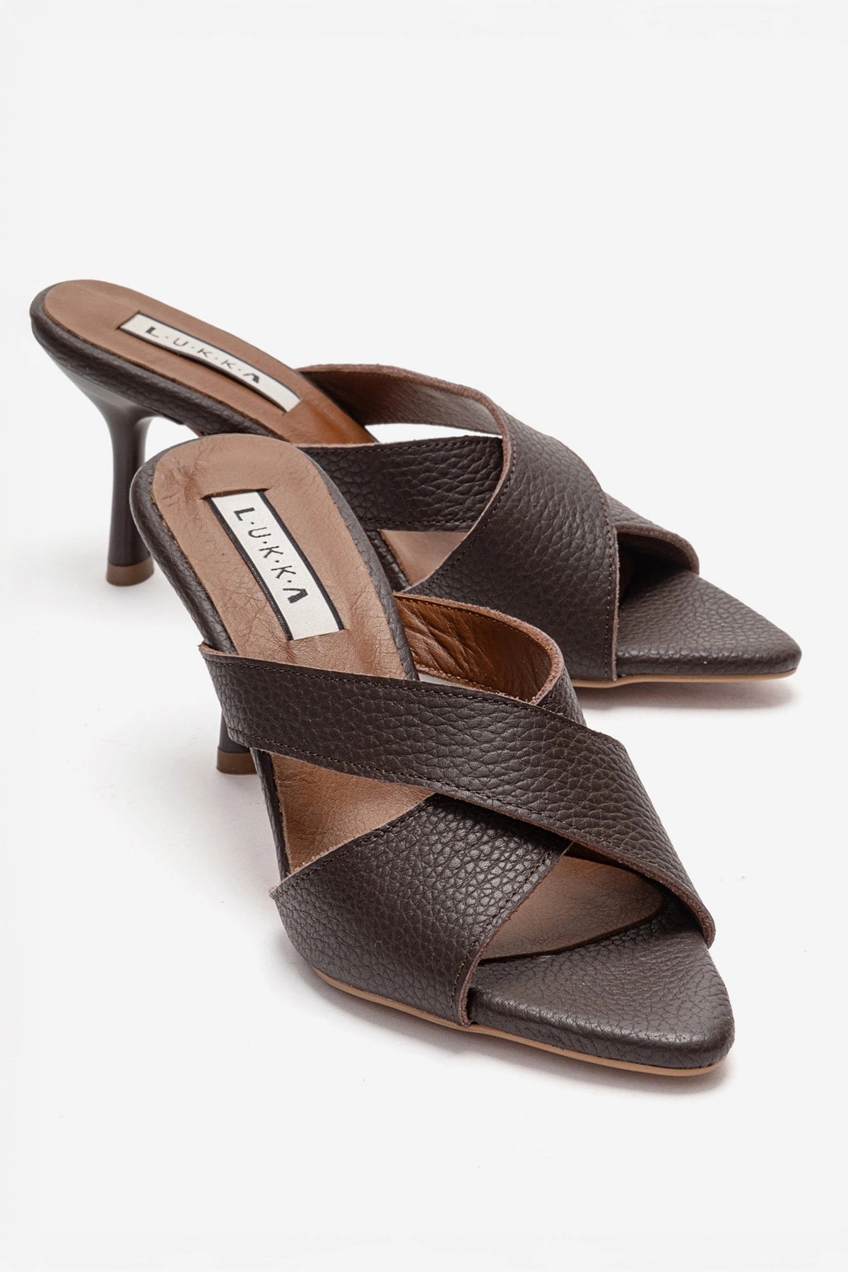 LUKKA SHOES Hakiki Deri Mila Kadın Acı Kahve Çapraz Topuklu Terlik