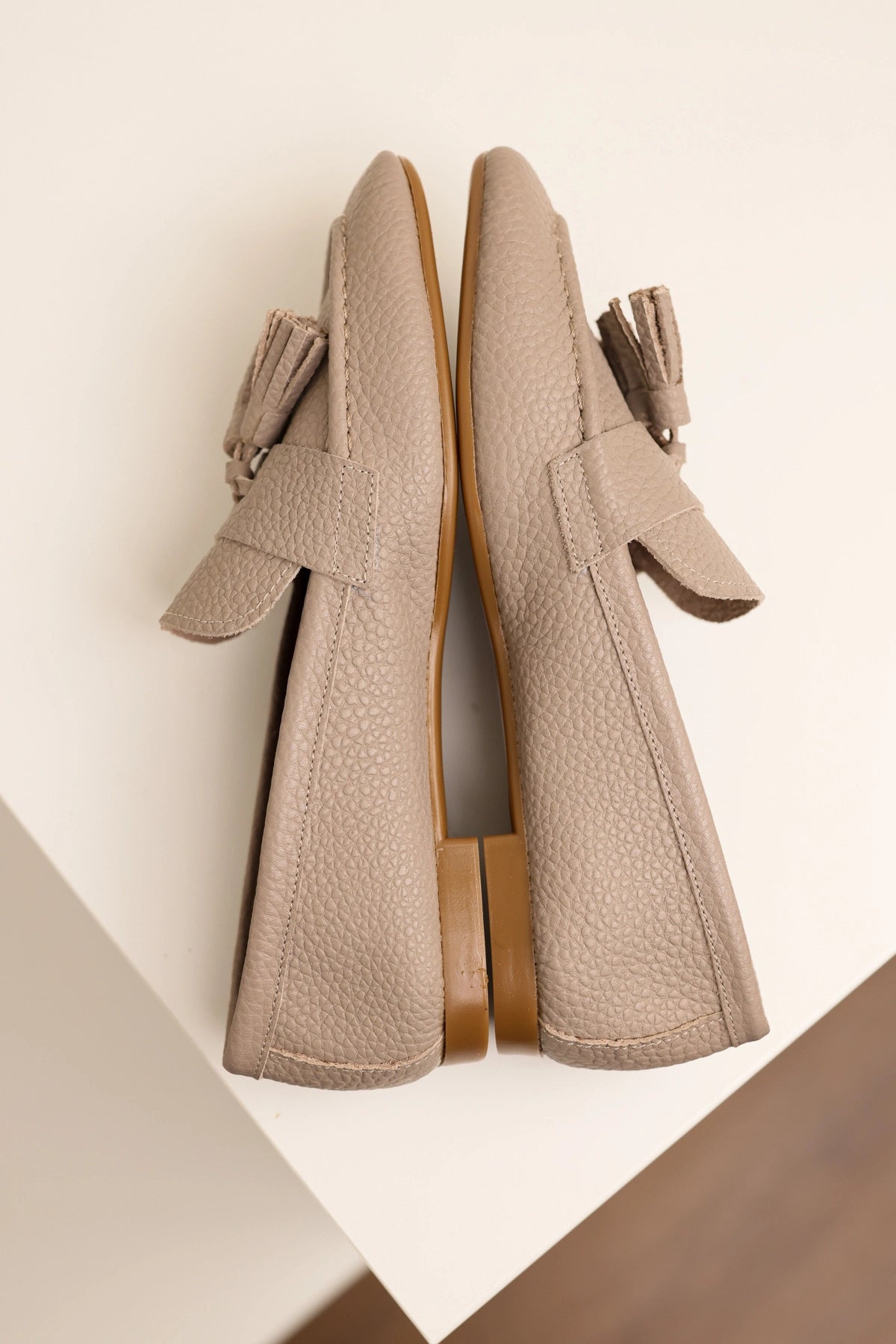 LUKKA SHOES Hakiki Deri Kadın Adeen Vizyon Ponponlu El yapımı Babet
