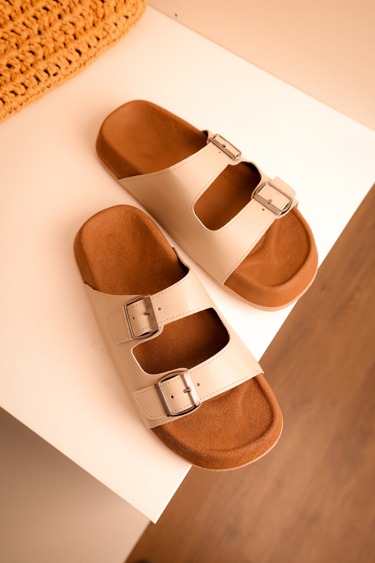 LUKKA SHOES Lorenzo Bej Cilt Çift Tokalı Hafif Mantar Taban Erkek Terlik