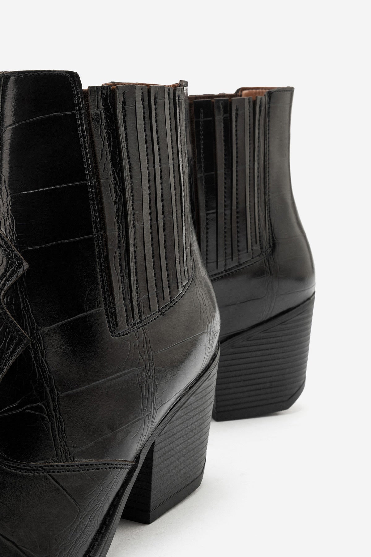LUKKA SHOES Nova Kadın Siyah Kroko Western Dallas Tak Çıkar Bot