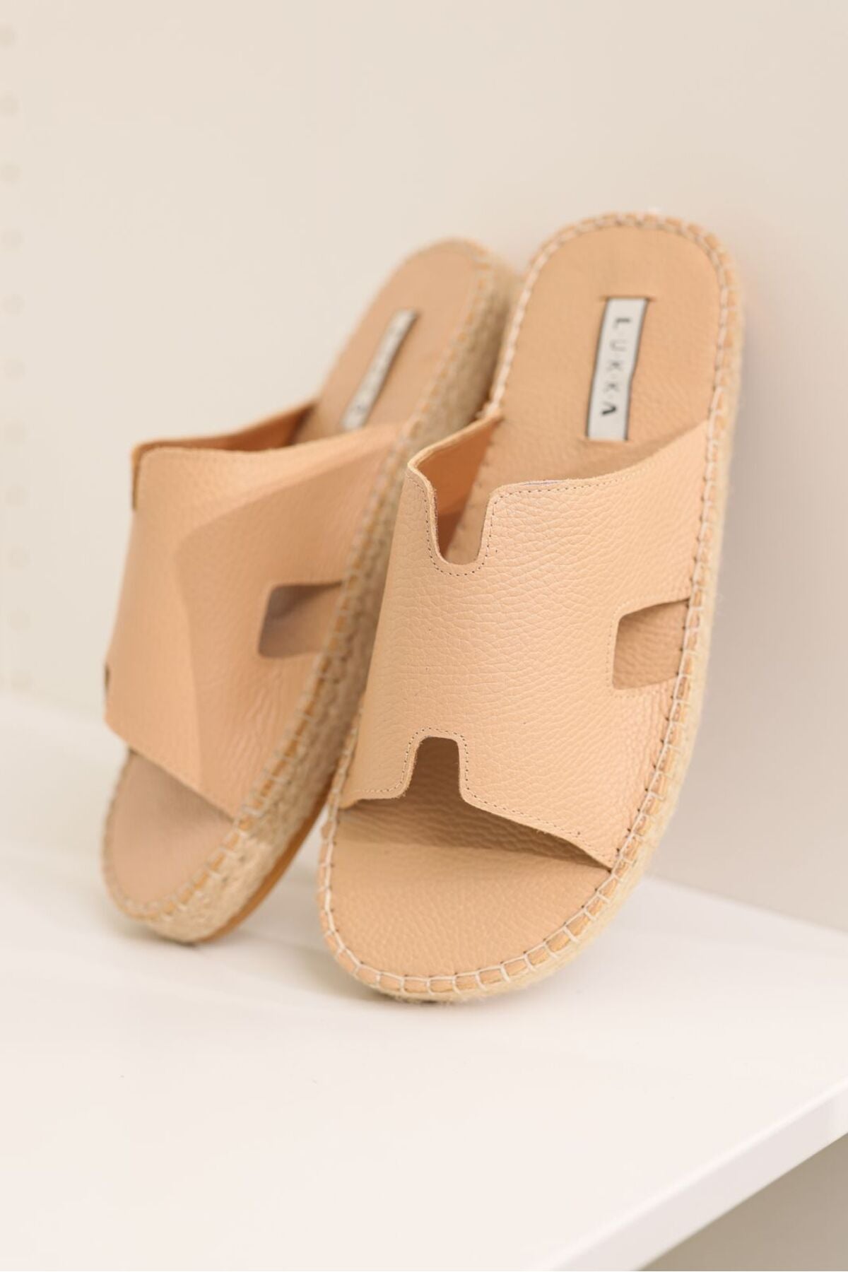 LUKKA SHOES Grace Hakiki Deri Erkek Nude Bohem Terlik Espadril