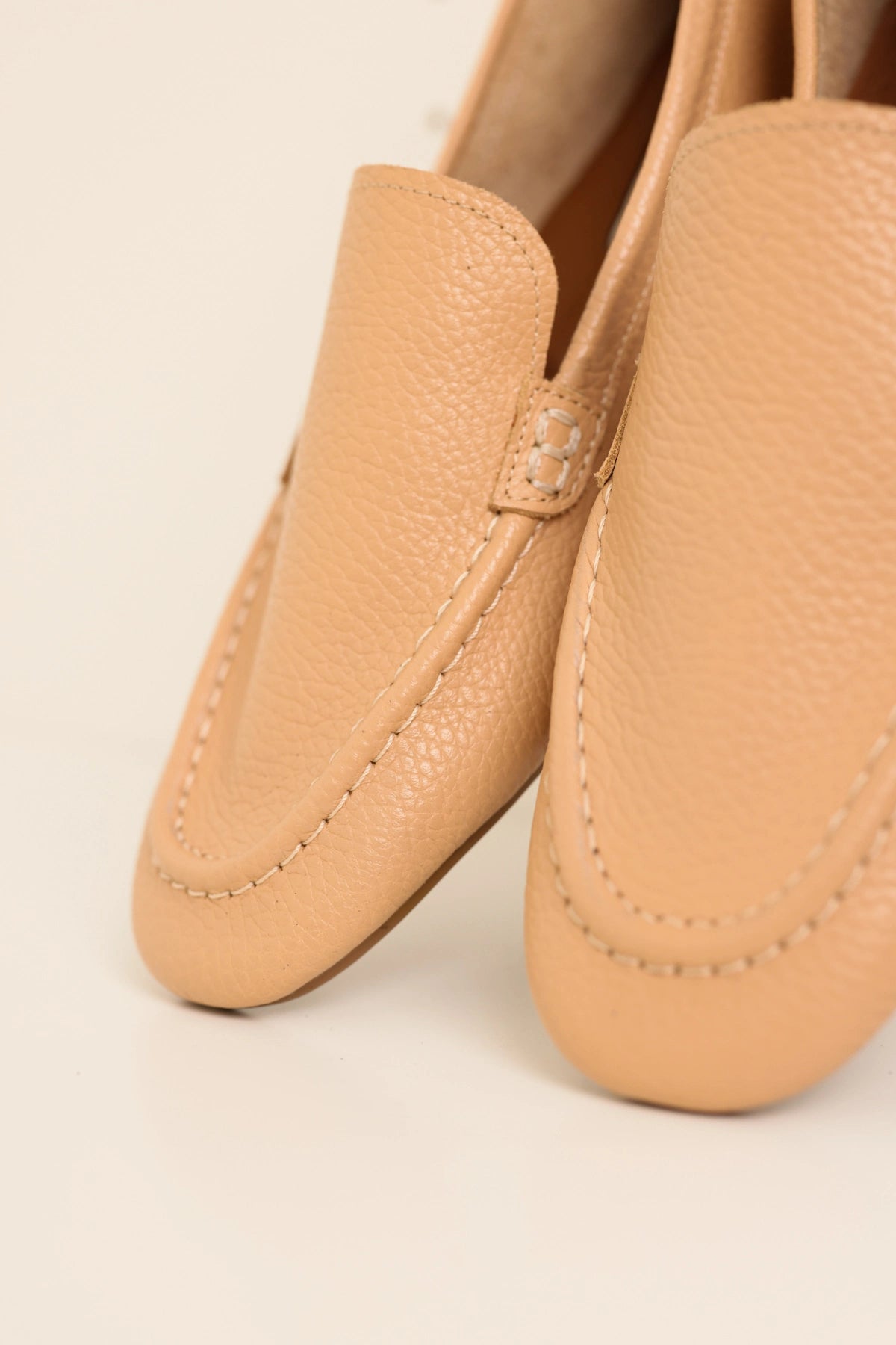LUKKA SHOES Hakiki Deri Kadın Abay Nude Saraçlı Babet