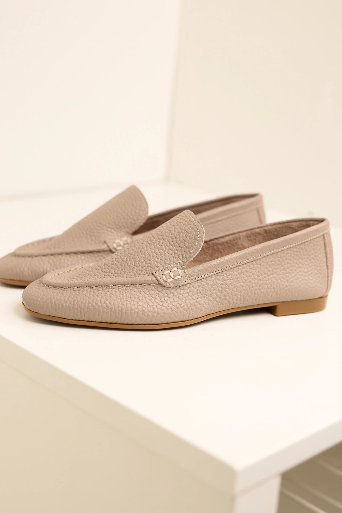 LUKKA SHOES Hakiki Deri Kadın Abay Vizyon Saraçlı Babet