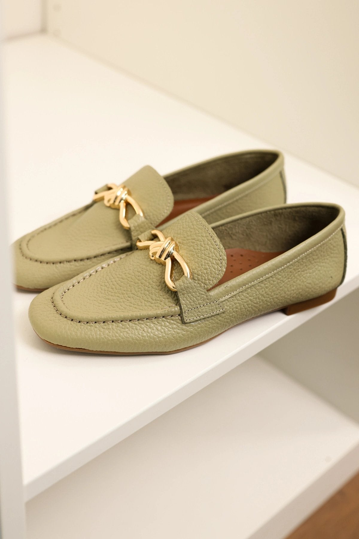Hakiki Deri Cameron Kadın Nude Metal Tokalı Loafer Babet